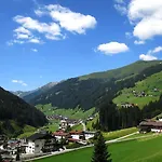 Schoene Aussicht 아파트