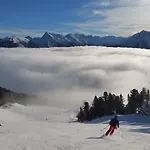 Schoene Aussicht 아파트 턱스