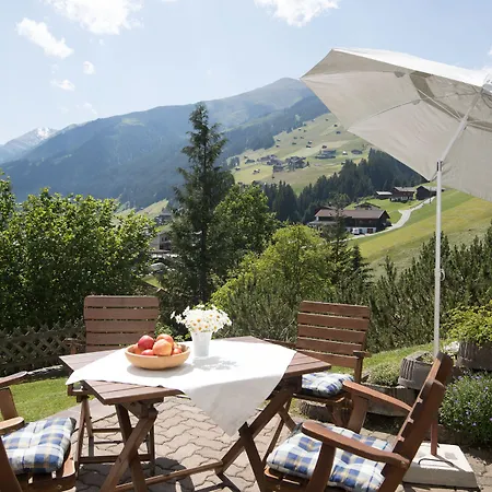 Schoene Aussicht טוקס