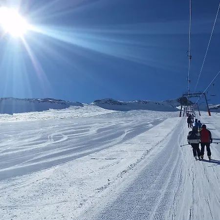 Schoene Aussicht Appartement Tux