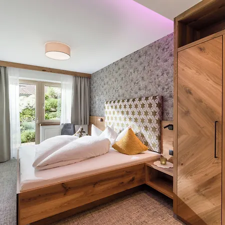 Schoene Aussicht * Tux